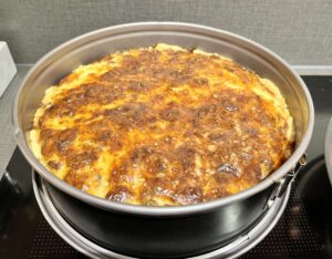 Västerbottenspaj med päron och pistagenötter