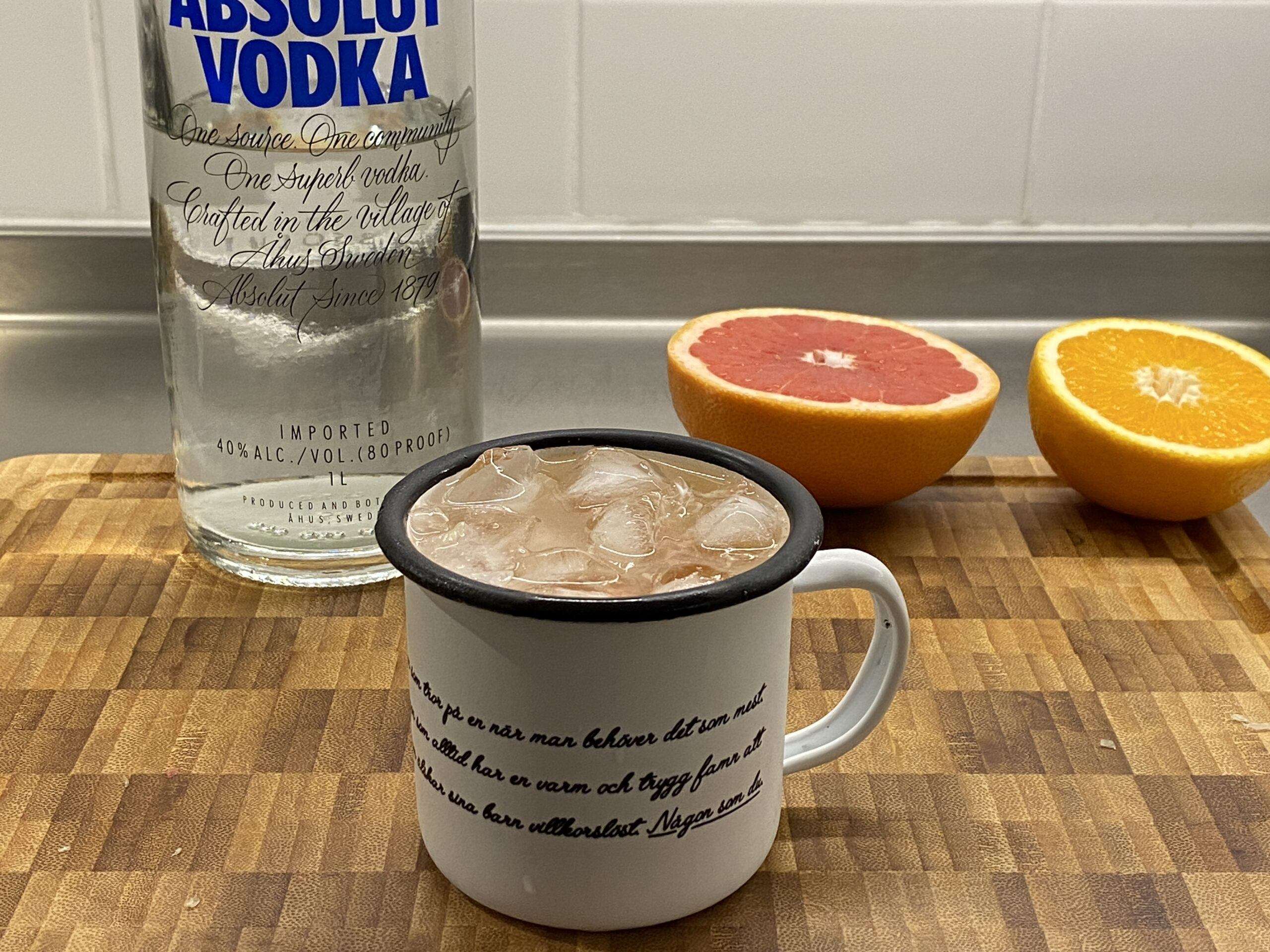 Moscow Beer Mule with Vodka, grapefruit, ginger beer and lime